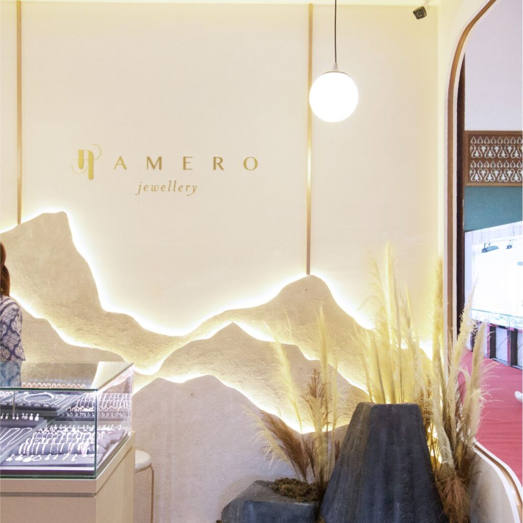 Amero Booth